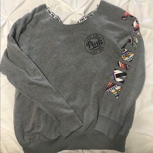 VS Pink off the shoulder shirt